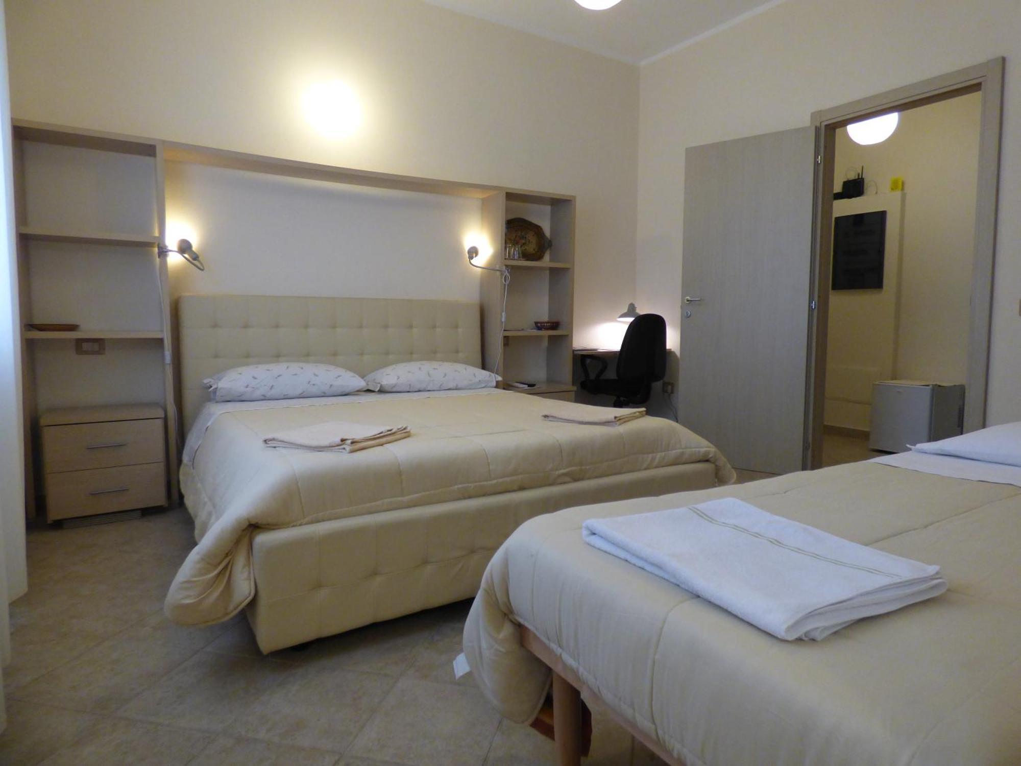Anania Hotel Cagliari Room photo