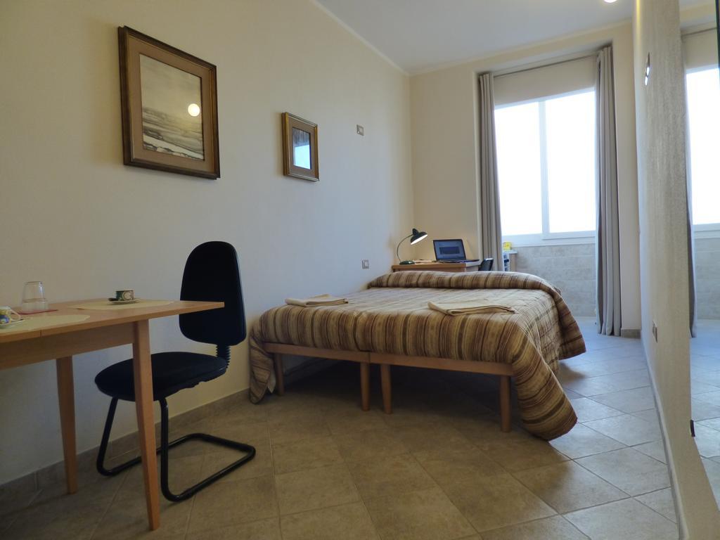 Anania Hotel Cagliari Room photo