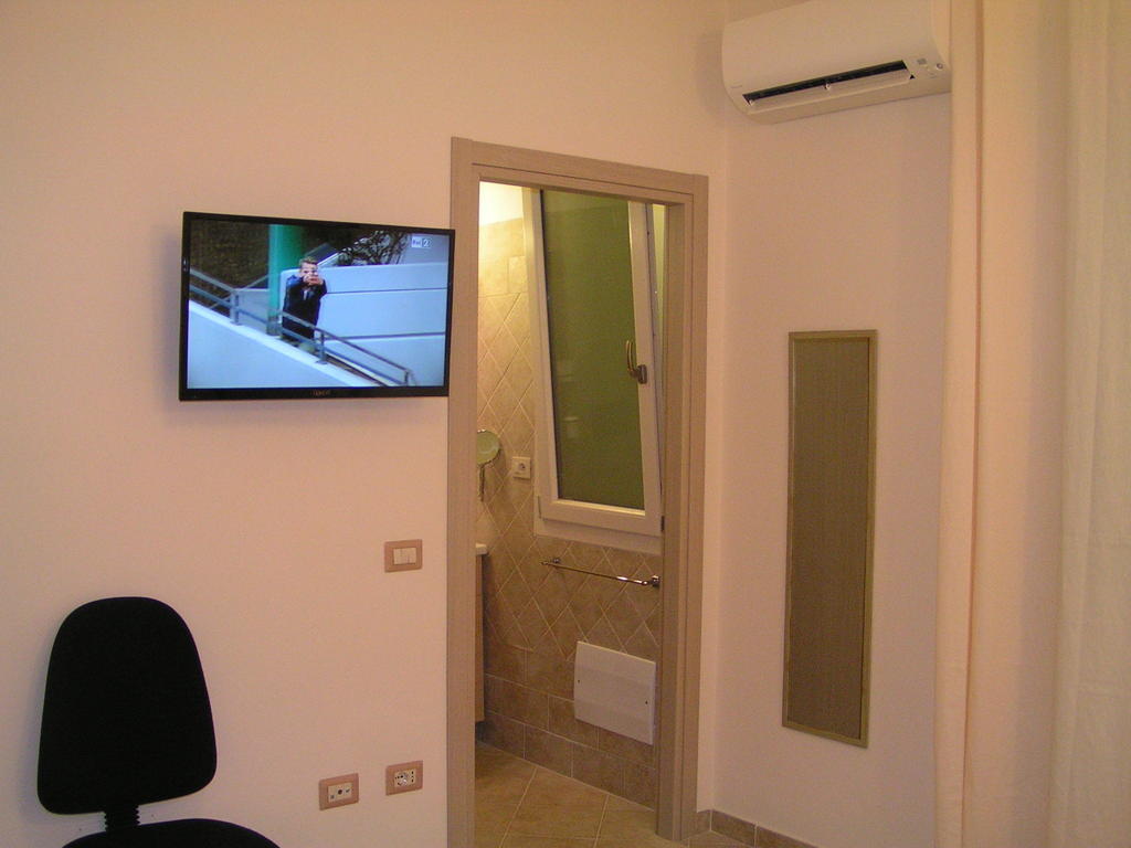 Anania Hotel Cagliari Room photo